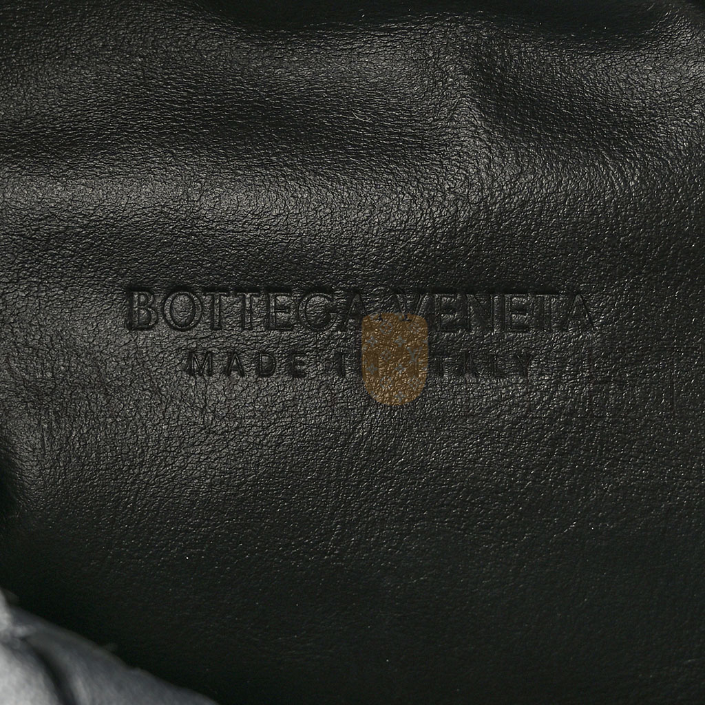 BOTTEGA VENETA NAPPA INTRECCIATO TEEN JODIE HOBO BLACK (36*21*6cm) BOTTEGA VENETA NAPPA INTRECCIATO TEEN JODIE HOBO BLACK (36*21*6cm)